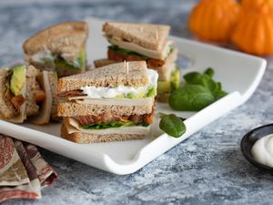 Turkey bacon avocado club sandwich recipe