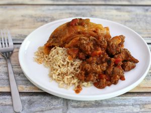 Slow cooker ground beef and cabbage