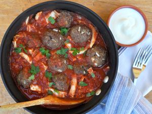 cabbage with meatballs