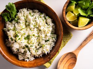 Copycat Chipotle Cilantro Lime Rice