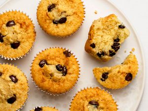 Vanilla and Chocolate Chip Cupcakes