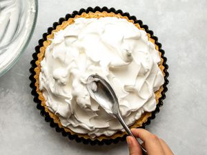 Spoon the meringue