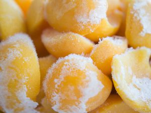 Frozen Peaches