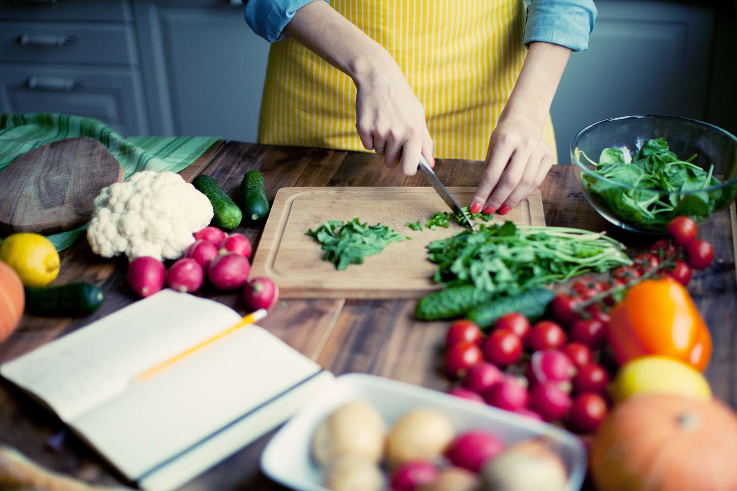 hands cooking