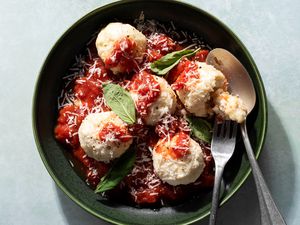 Gnudi in a bowl 