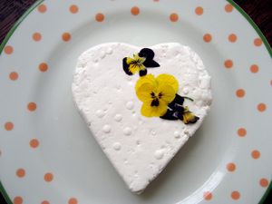 Heart cheese with pansies