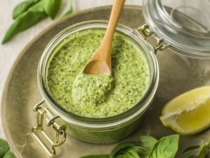 Homemade pesto recipe