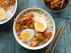 Kimchi picked eggs recipe