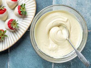 tempered white chocolate in a bowl