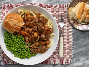 Instant Pot Beef Bourguignon