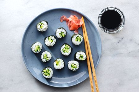 Kappamaki (Cucumber Sushi Roll)