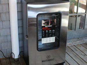 masterbuilt-bluetooth-digital-electric-smoker-hero