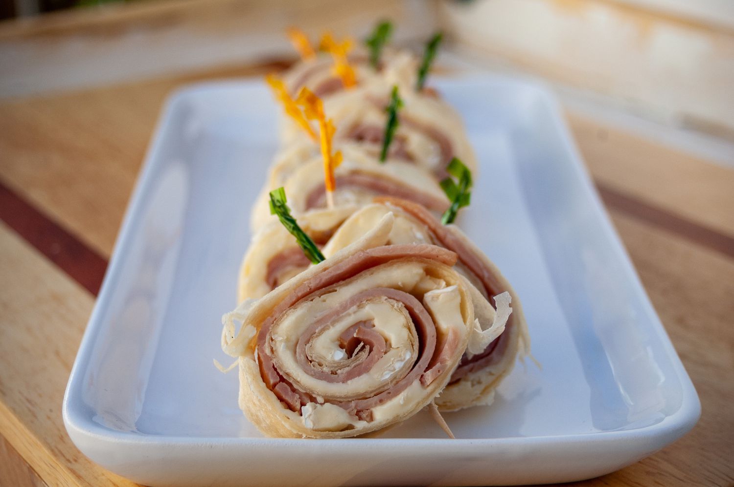 ham and brie pinwheel sandwiches