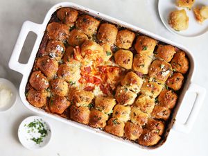 pull apart cheesy pizza bread