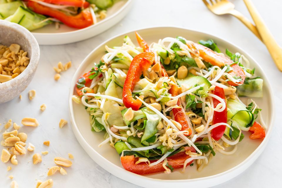 Raw Vegan Pad Thai Salad