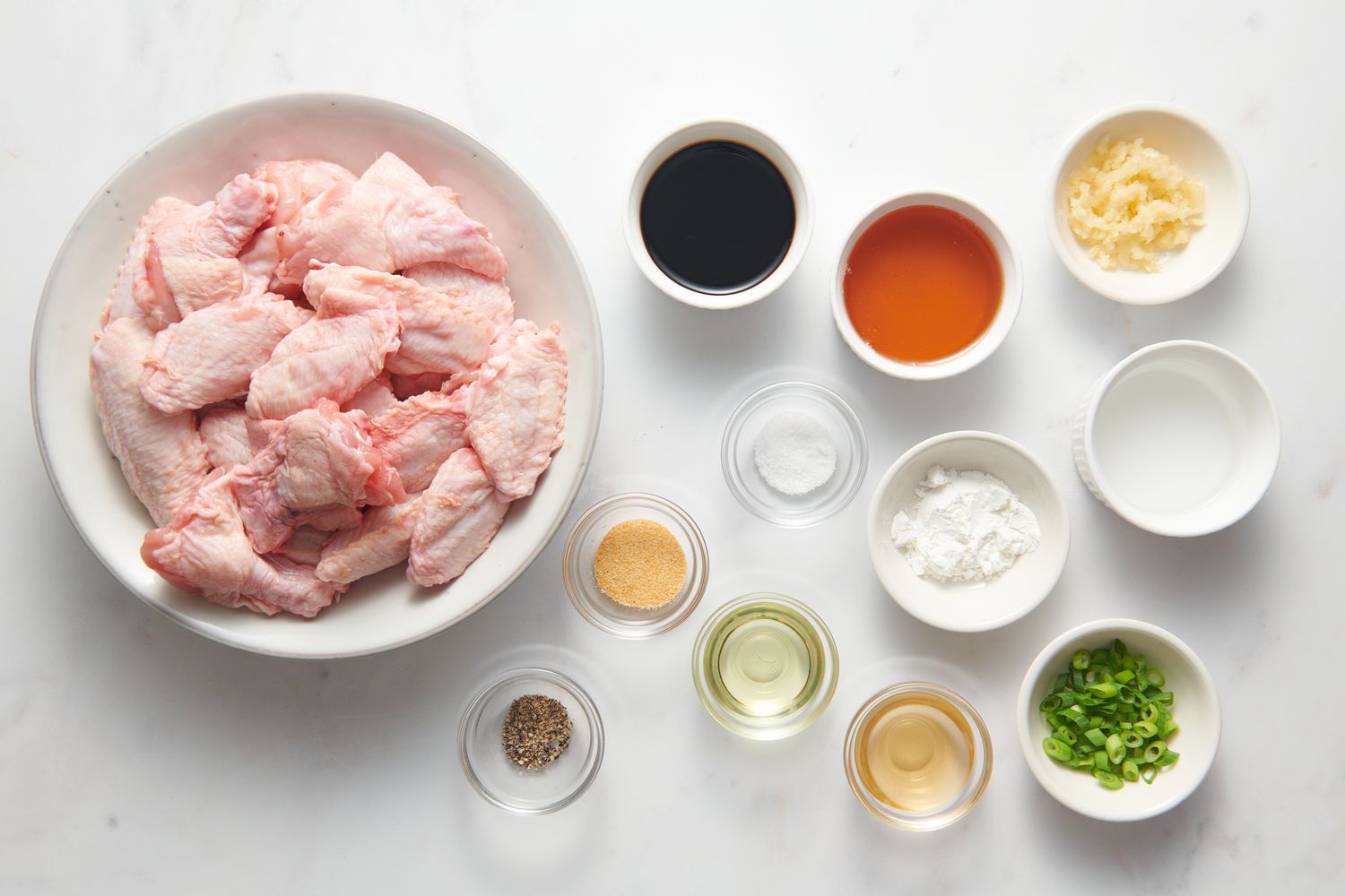 Ingredients to make air fryer honey garlic wings