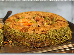 Ring-Shaped Spinach Sformato, With a Stew in the Center