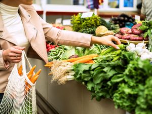 Shopping for sustainable foods