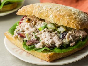 Turkey salad with grapes recipe