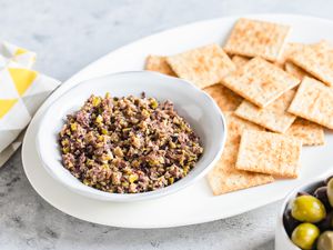 Vegan olive tapenade