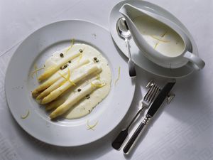 White Asparagus with Lemon Bechamel Sauce